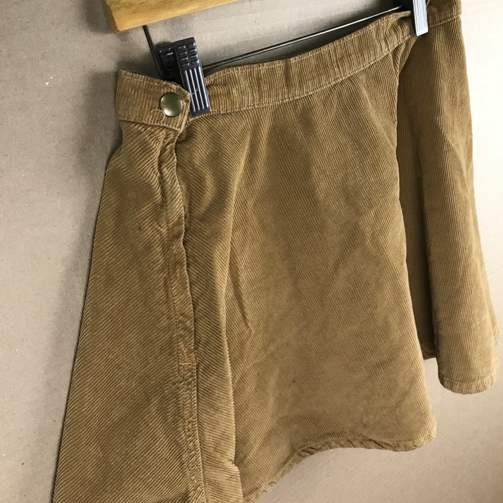 American Apparel 👑 corduroy camel circle skirt